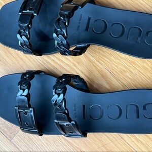 Gucci black rubber slides